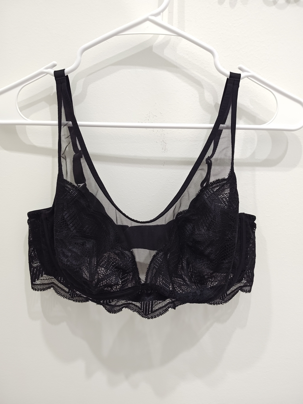 Understance Sheer Lace Black Bralette with Scalloped Hem